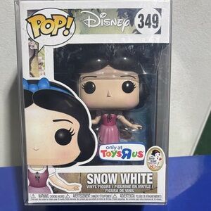 Funko Pop! Disney Snow White Vinyl Figure - Black and Pink